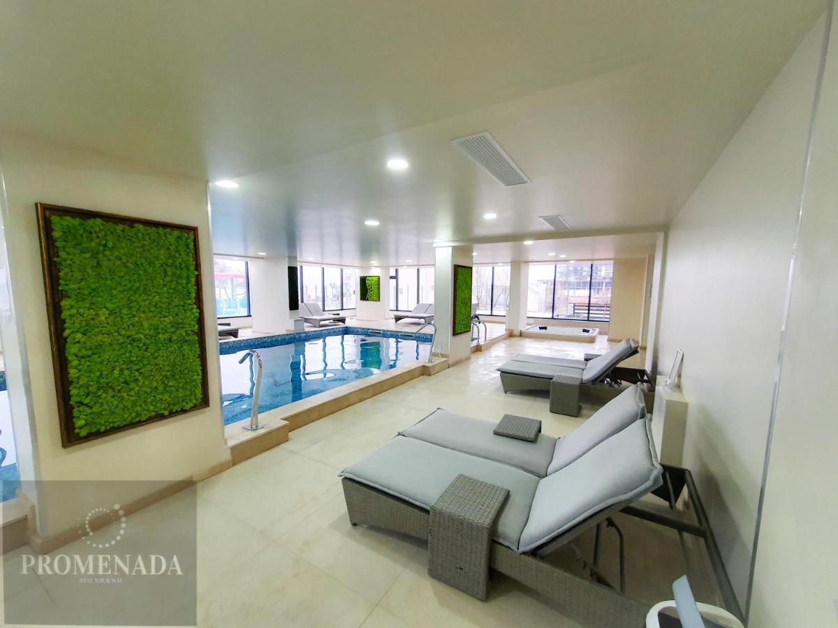 Rebeq Aparthotel Alezzi Beach Năvodari Екстериор снимка